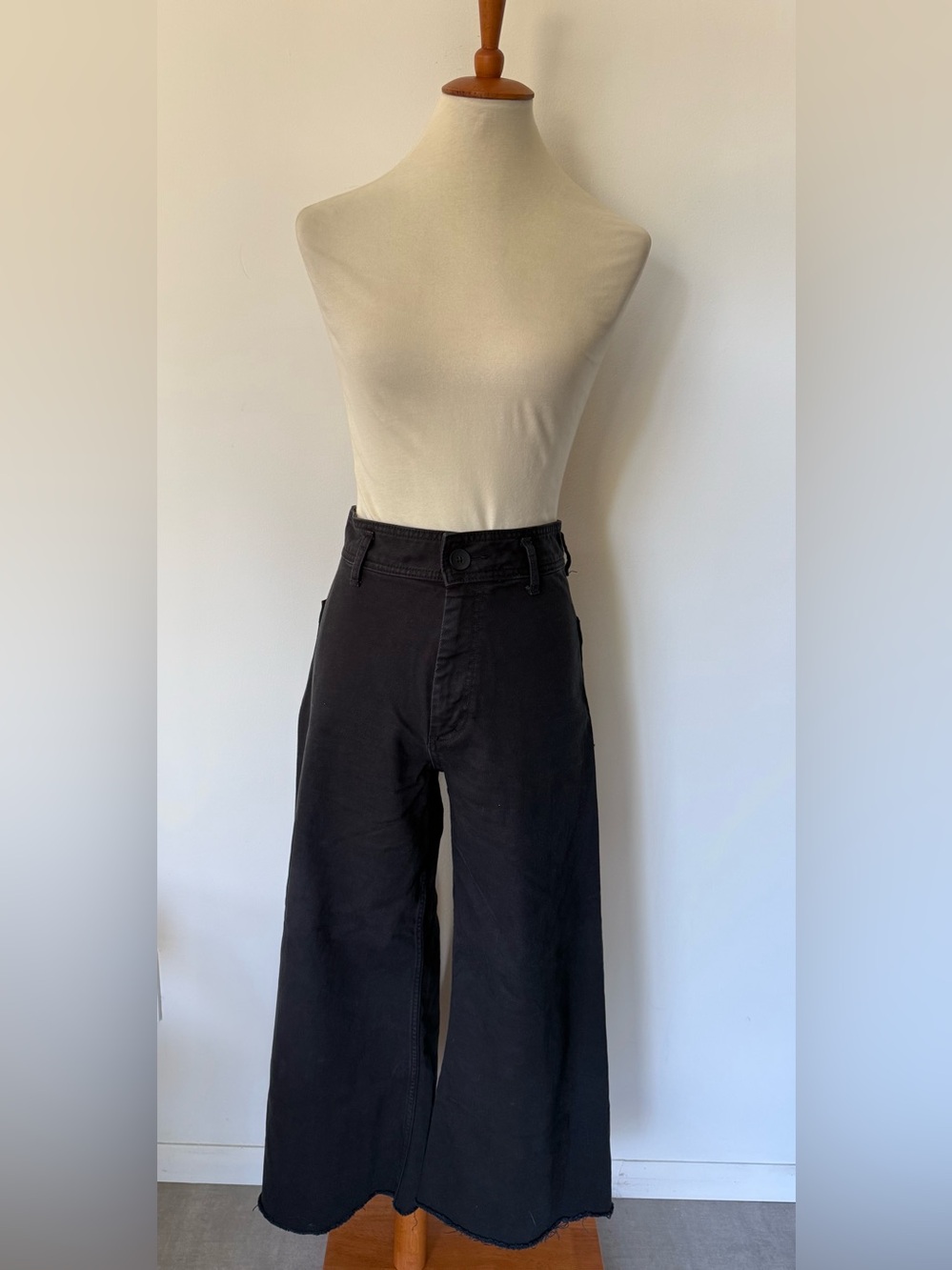 Zara Black High-Waist mariner Wide Leg jeans